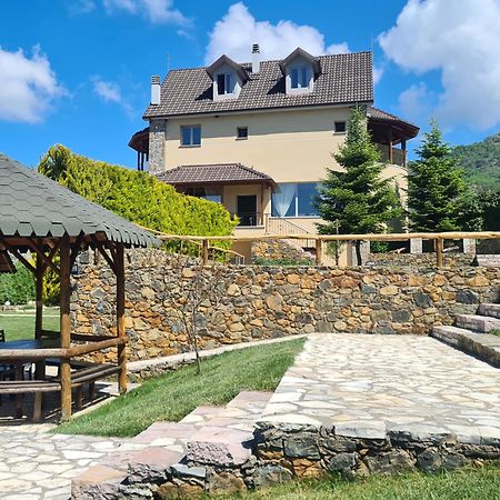 Sofra E Shpatit Hotell Elbasan Exteriör bild