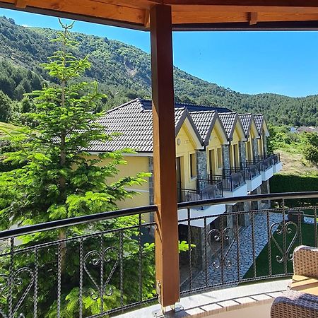 Sofra E Shpatit Hotell Elbasan Exteriör bild