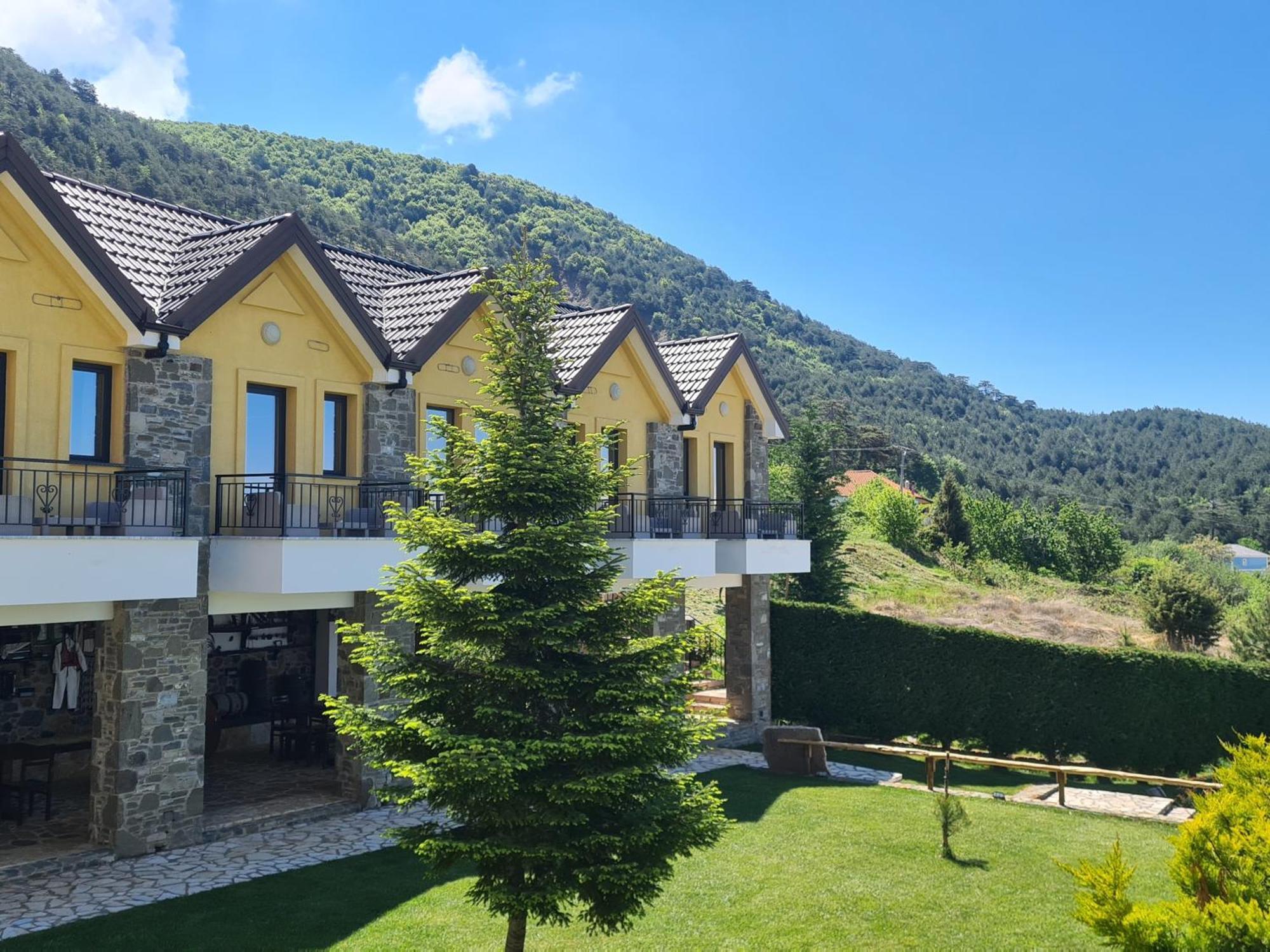 Sofra E Shpatit Hotell Elbasan Exteriör bild
